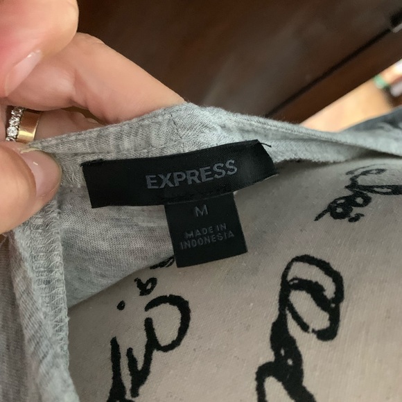 Express Top - Picture 2 of 3